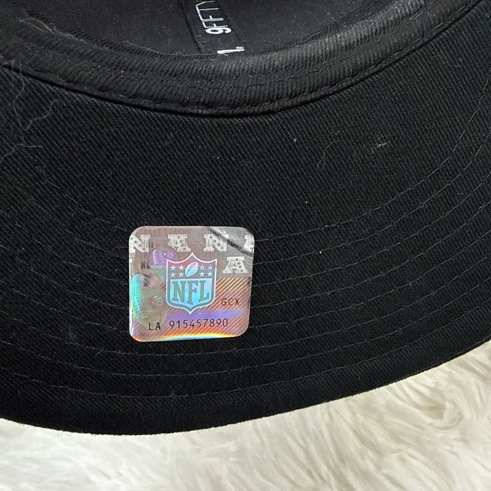 Victor Cruz Autographed New York Giants Hat